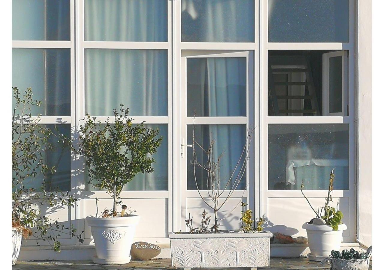 Kikilia'S & Stelio'S Apartments Adámasz Kültér fotó